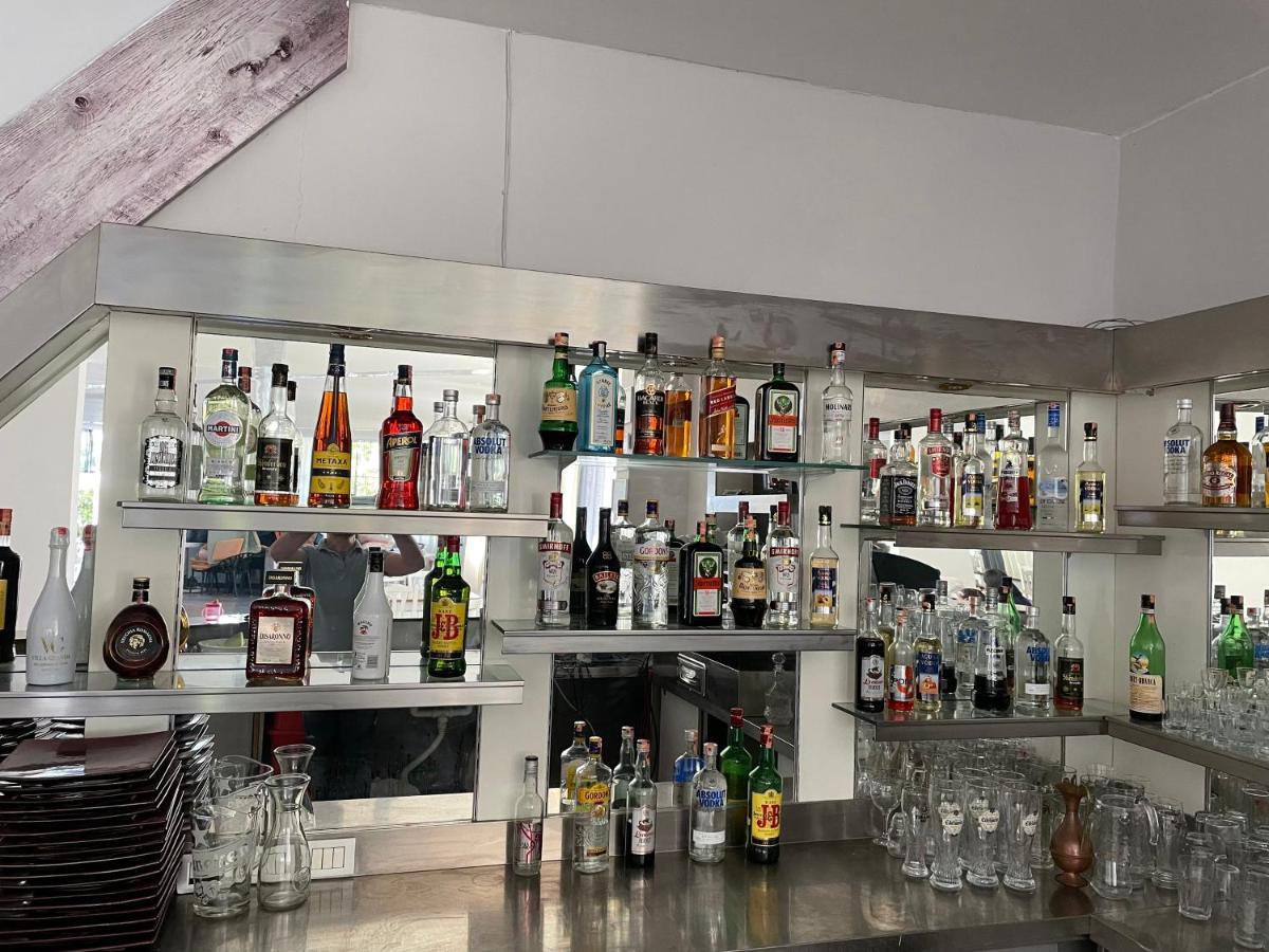 Sanremo Hotel Restorant Škalngur Extérieur photo
