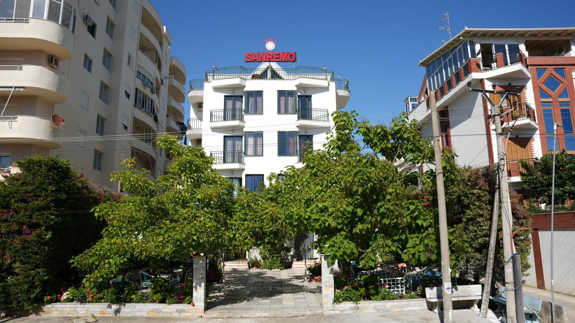 Sanremo Hotel Restorant Škalngur Extérieur photo